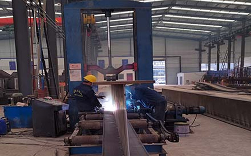 甘肃玛曲玛曲钢结构厂房建造前的准备工作